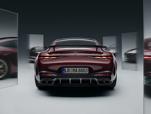 Vue arrière d’une Mercedes-AMG GT