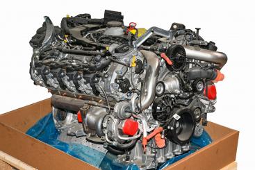 Motor Benzin BM157985 