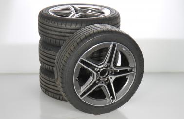 Sommer Kompletträder Set Alu 18 Zoll mit Bridgestone Reifen für B-Klasse 247, CLA 118 und weitere, Original Mercedes-Benz