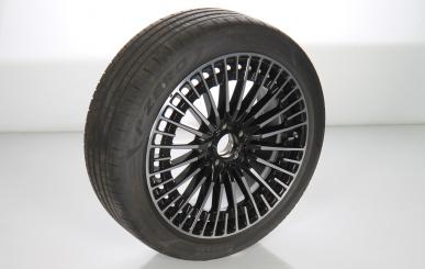 Komplettrad Alu PIR/PZeroElect AMG Vielspeichen-Rad 