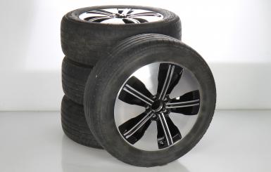 Kompletträder Set 18 Zoll Alu BRIDGESTONE EQA-Klasse H243 