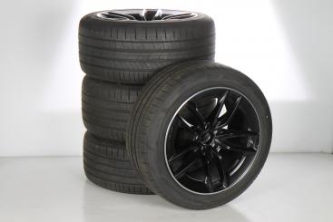 Kompletträder Set AMG 19 Zoll Alu PIRELLI AMG GT 290 