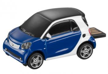 Collection USB-Stick, 8GB, Smart fortwo weiß/blau Kunststoff 