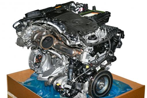 Motor Benzin BM256925 