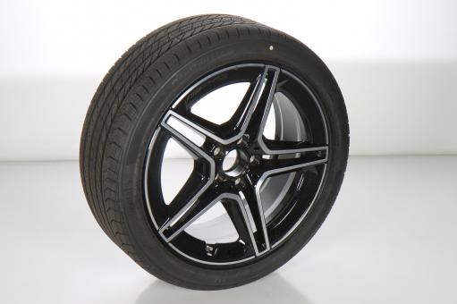 Komplettrad Alu MICHELIN/PilotAlpin5 AMG 5-Doppelspeichen-Ra 